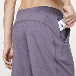 Men’s Lululemon Pace Breaker Shorts 9” Perforated Running Gym Workout Medium